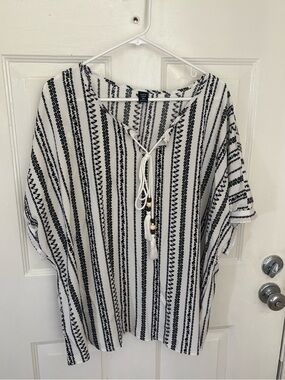 SHEIN White Top with Black Stripe Print